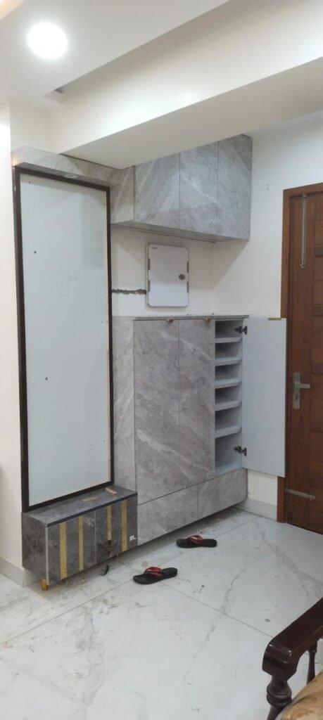Dressing unit with mirror and shoe rack in stone finish